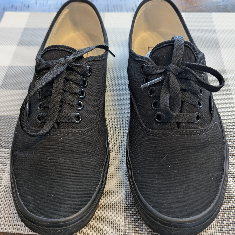 Vans Women's Black Canvas Sneakers